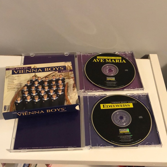 The Vienna boy's choir CD SET OF 2 - Picture 4 of 4